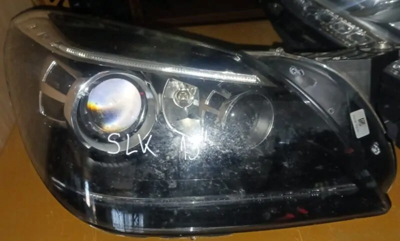 Десен фар за Slk W172 1728202659