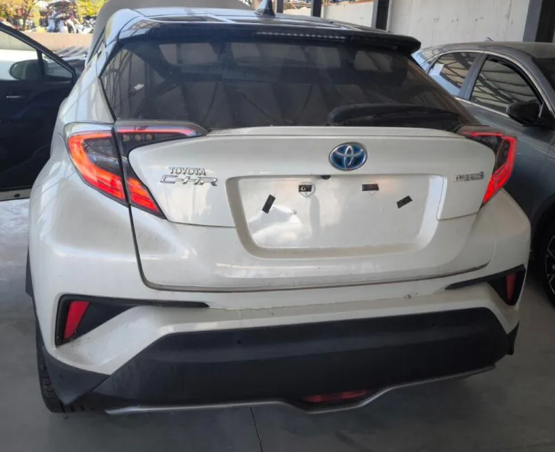 Toyota C-HR I 1.8 (122 кс) Hybrid 2017г.